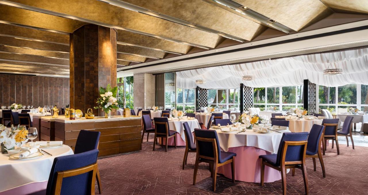 Hong Kong Gold Coast Hotel Exterior foto The interior of the restaurant